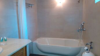 Vila Goesa Beach Resort