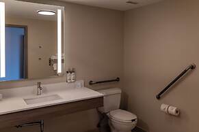 Holiday Inn Express Hotel & Suites Brockville by IHG