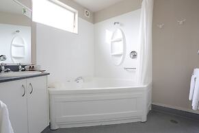 Homestead Villa Motel