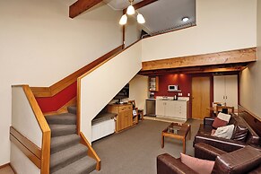 Balmoral Lodge Motel