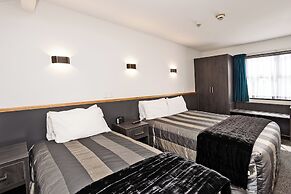 Balmoral Lodge Motel