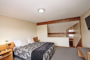 Balmoral Lodge Motel