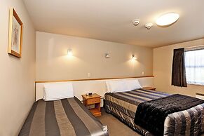 Balmoral Lodge Motel