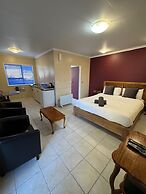 Aldan Lodge Motel