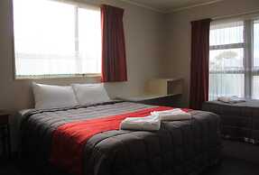 Coronation Court Motel