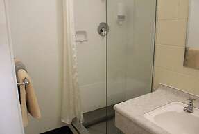 Coronation Court Motel