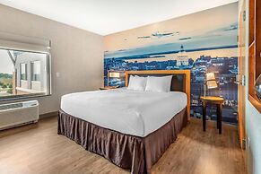 Cambria Hotel Madison East