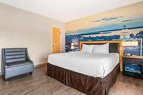 Cambria Hotel Madison East