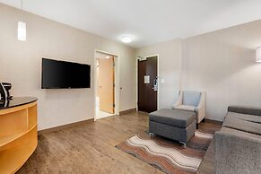 Cambria Hotel Madison East