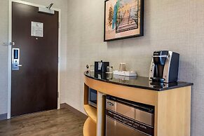 Cambria Hotel Madison East