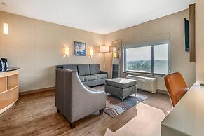 Cambria Hotel Madison East