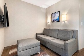 Cambria Hotel Madison East