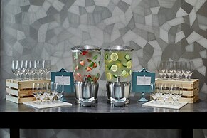 Renaissance Atlanta Midtown Hotel