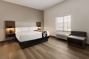 La Quinta Inn & Suites by Wyndham Port Arthur