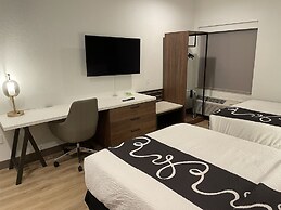 La Quinta Inn & Suites by Wyndham Port Arthur