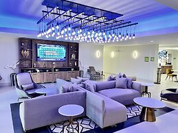 La Quinta Inn & Suites by Wyndham Port Arthur