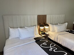 La Quinta Inn & Suites by Wyndham Port Arthur