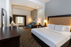 La Quinta Inn & Suites by Wyndham Mt. Pleasant