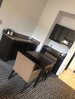 La Quinta Inn & Suites by Wyndham Mt. Pleasant