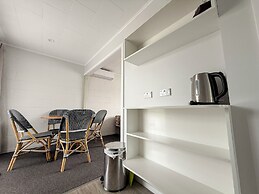 Cleveland Thermal Motel