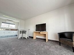 Cleveland Thermal Motel