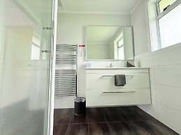 Cleveland Thermal Motel