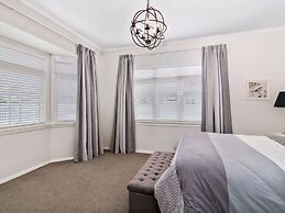 Cleveland Thermal Motel