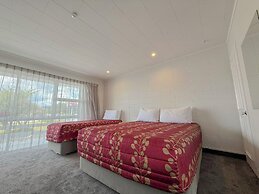 Cleveland Thermal Motel