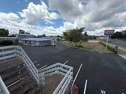 Cleveland Thermal Motel