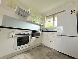 Cleveland Thermal Motel