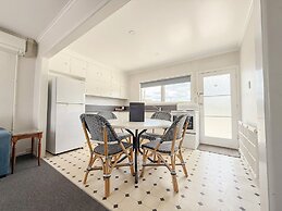 Cleveland Thermal Motel