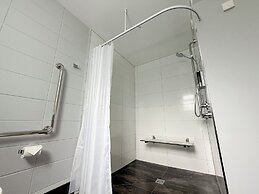 Cleveland Thermal Motel