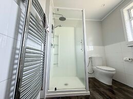 Cleveland Thermal Motel