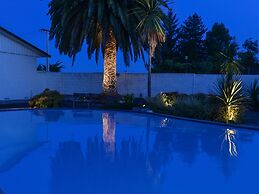 Cleveland Thermal Motel