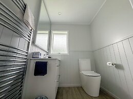 Cleveland Thermal Motel