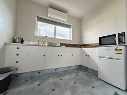 Cleveland Thermal Motel