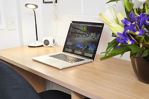 Cobblestone Court Motel – Wenzel Motels