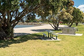 Cobblestone Court Motel – Wenzel Motels