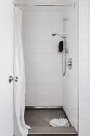 Cobblestone Court Motel – Wenzel Motels