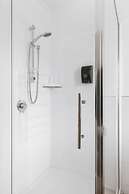 Cobblestone Court Motel – Wenzel Motels