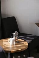 Cobblestone Court Motel – Wenzel Motels