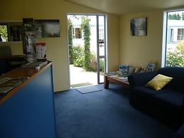 Anchorage Motel Apartments