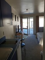 Anchorage Motel Apartments