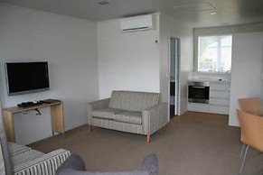 Anchorage Motel Apartments