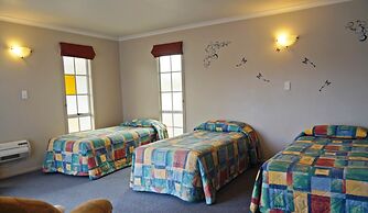 Boundary Court Motor Inn