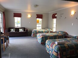 Boundary Court Motor Inn