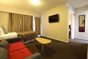 Boundary Court Motor Inn