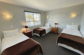 Boundary Court Motor Inn