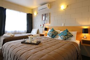 Boundary Court Motor Inn