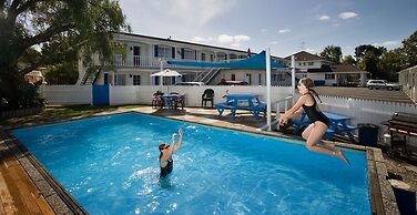 Boundary Court Motor Inn